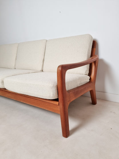 Banquette scandinave par Juul Kristensen