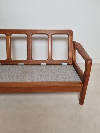 Banquette scandinave par Juul Kristensen