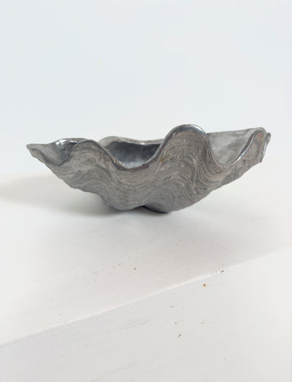 Cendrier, vide poche en fonte d’aluminium par Arthur Court