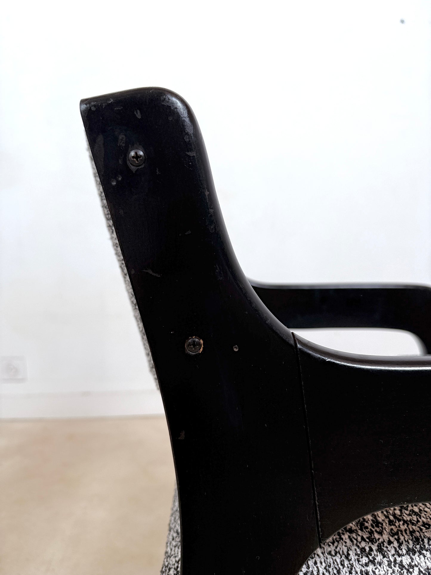 Chaise dans le goût de Eero Aarnio