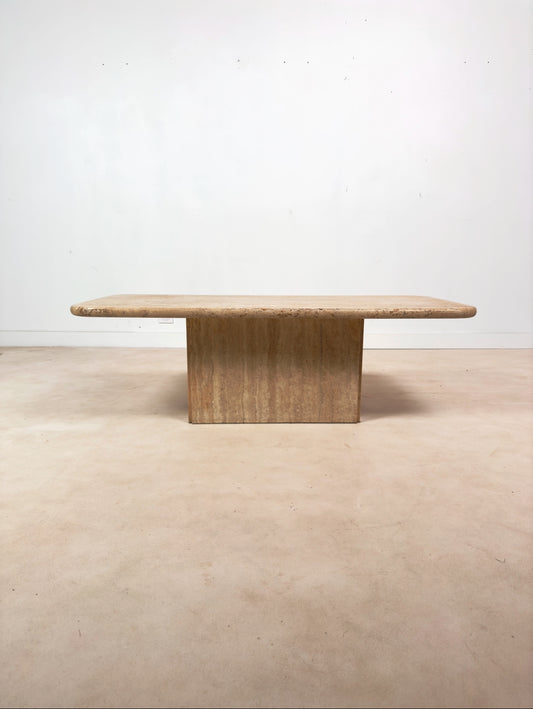 Table basse en travertin