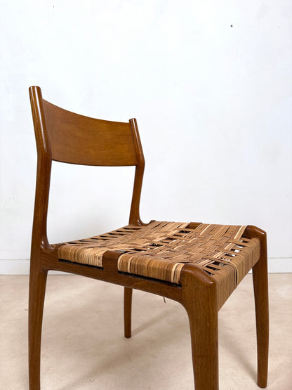 Ensemble de 6 chaises GESSEF modèle « Havana »