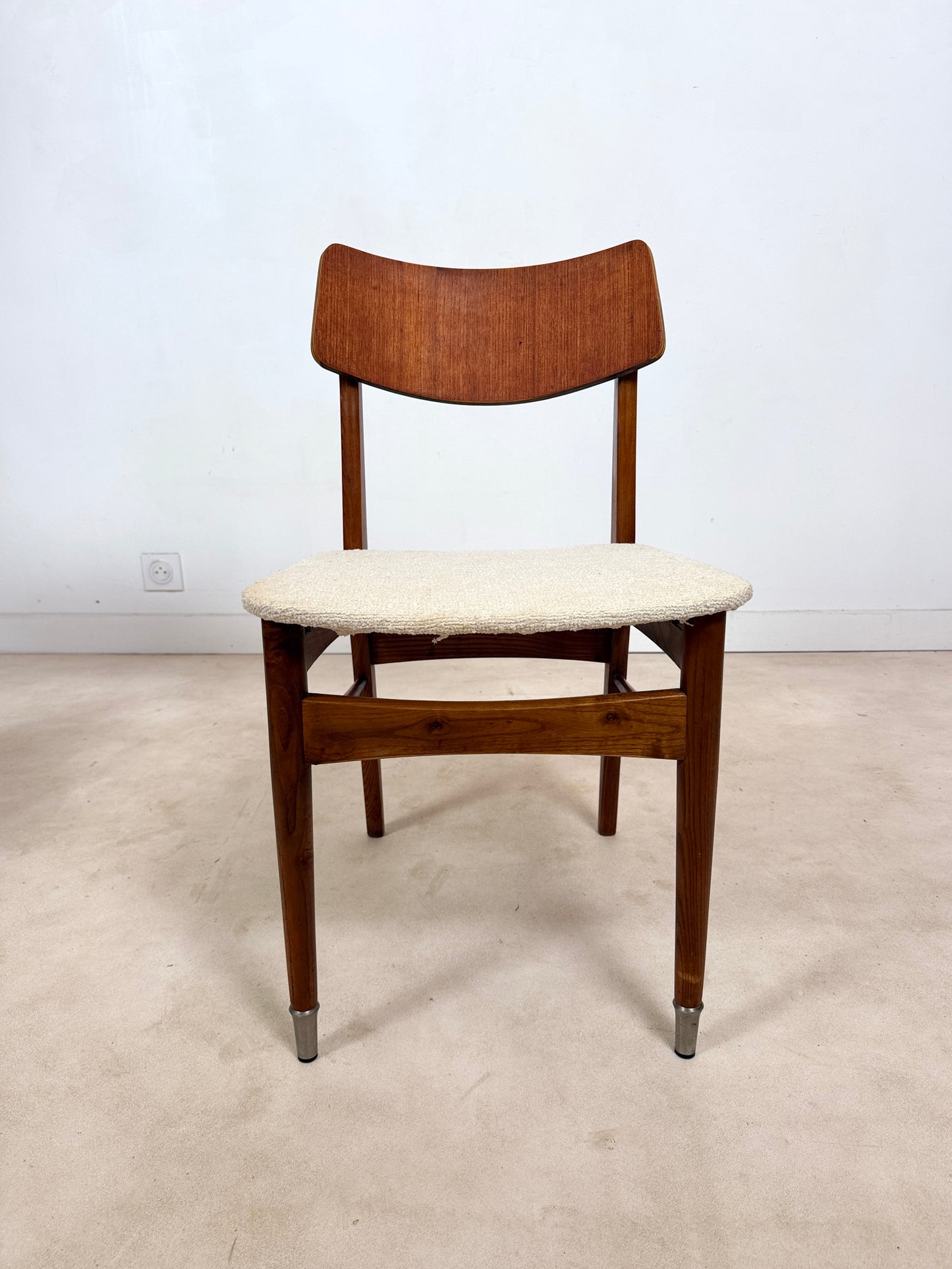 Ensemble de 4 chaises scandinaves en teck