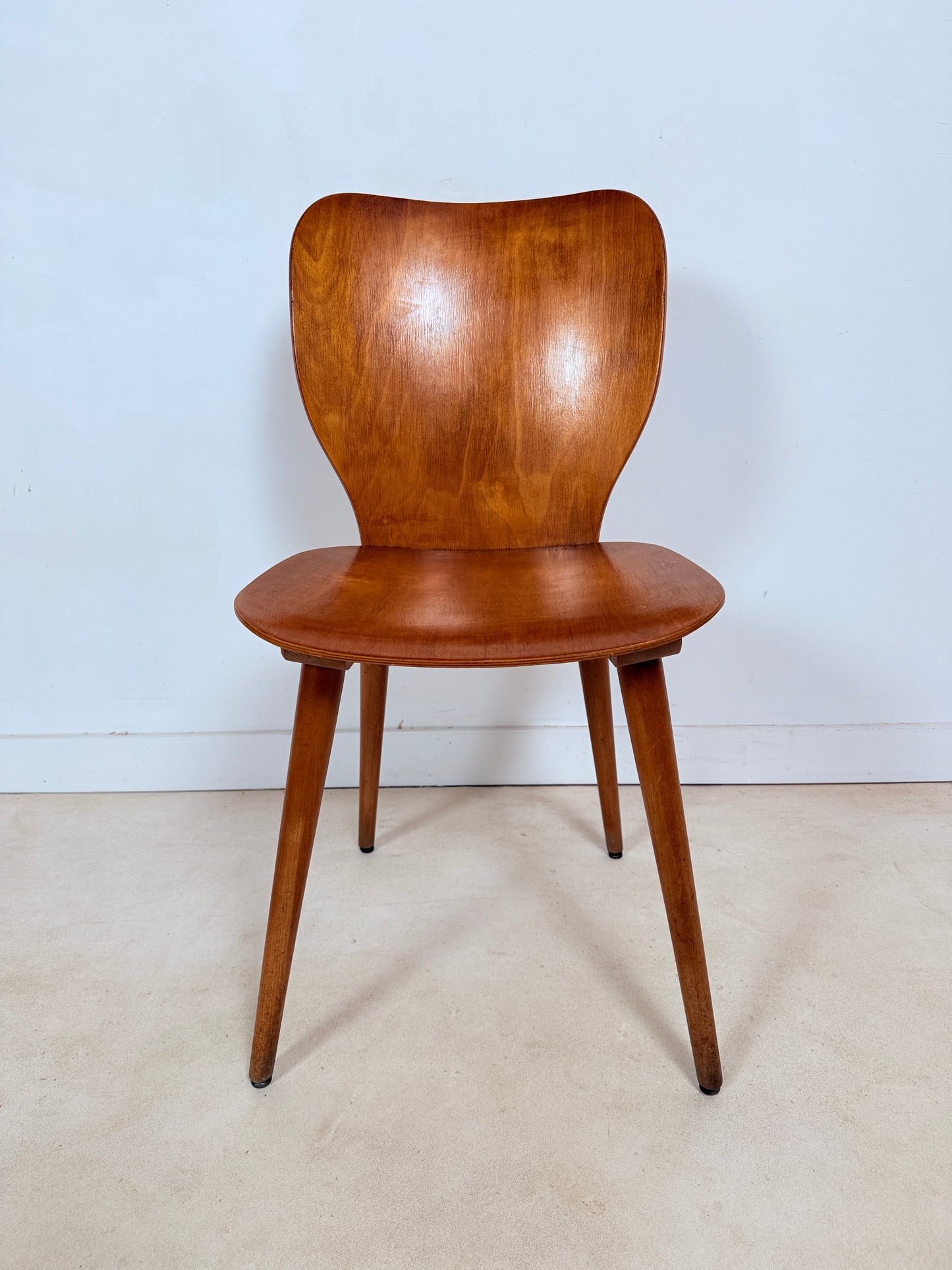 Ensemble de 4 chaises attribuées à Max Bill