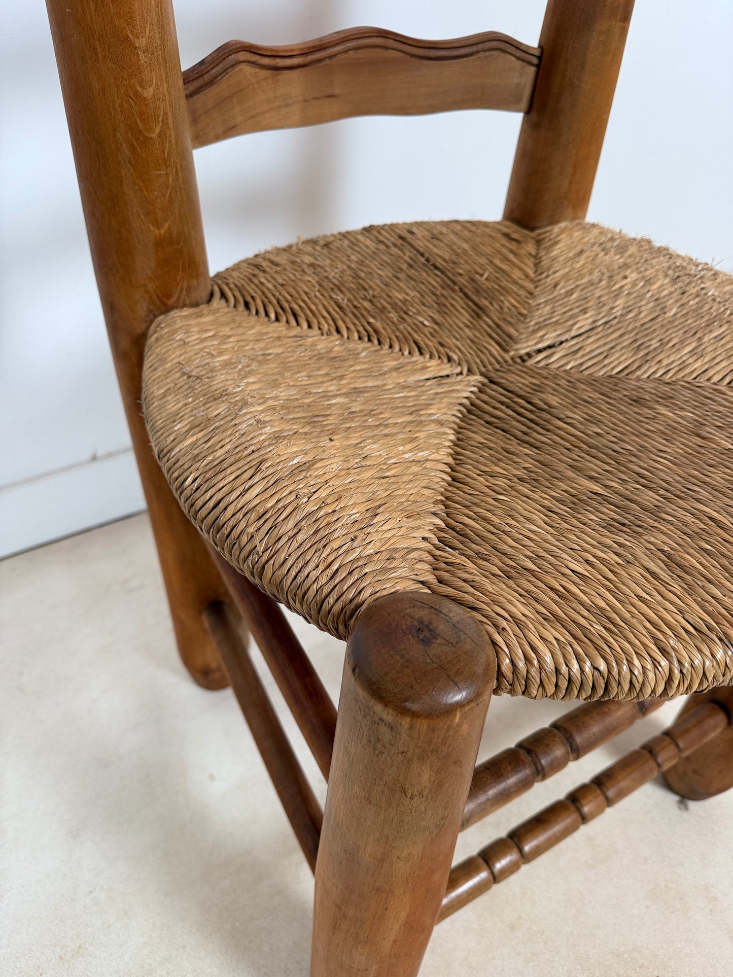 Ensemble de 4 chaises brutalistes
