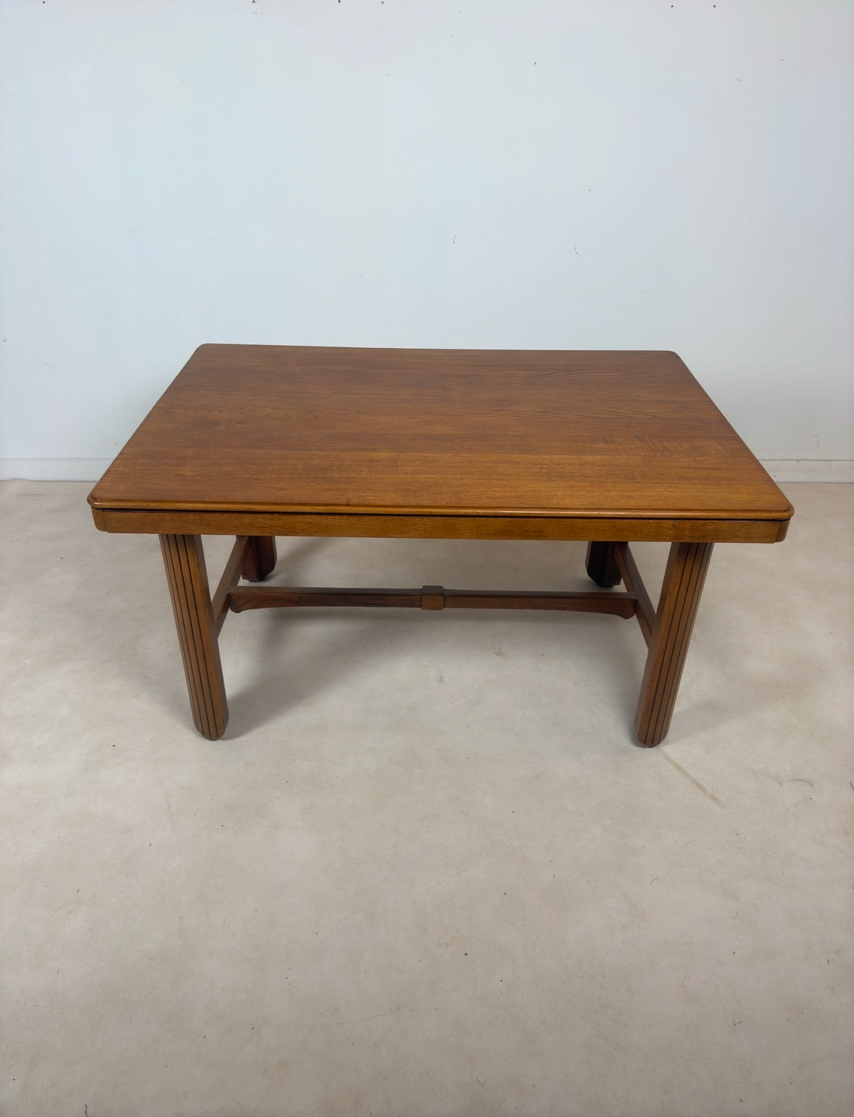 Table de style art deco