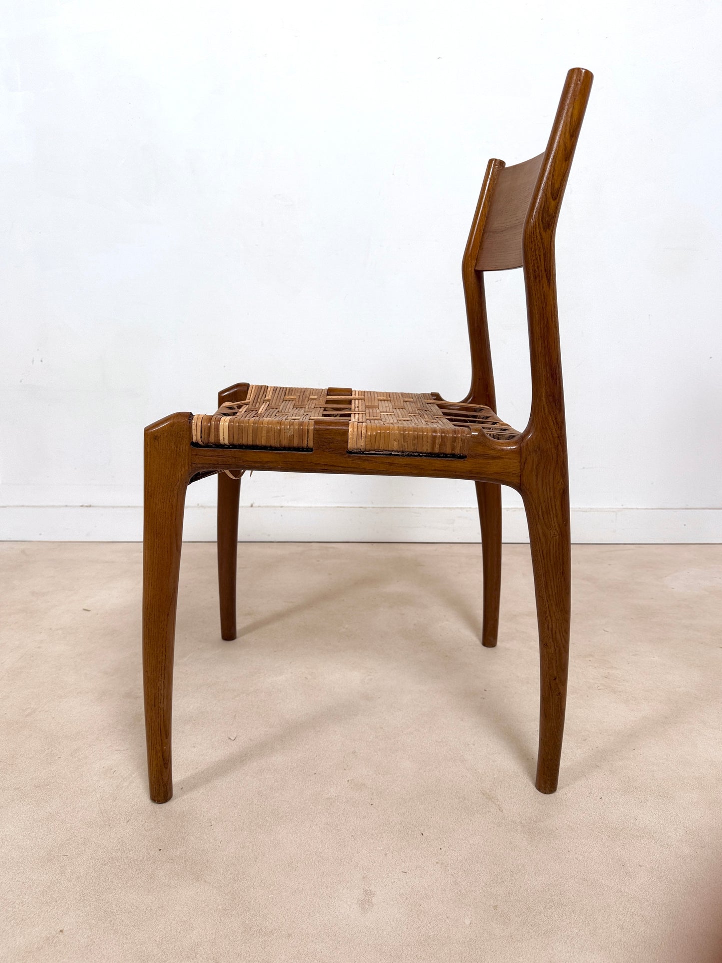 Ensemble de 6 chaises GESSEF modèle « Havana »