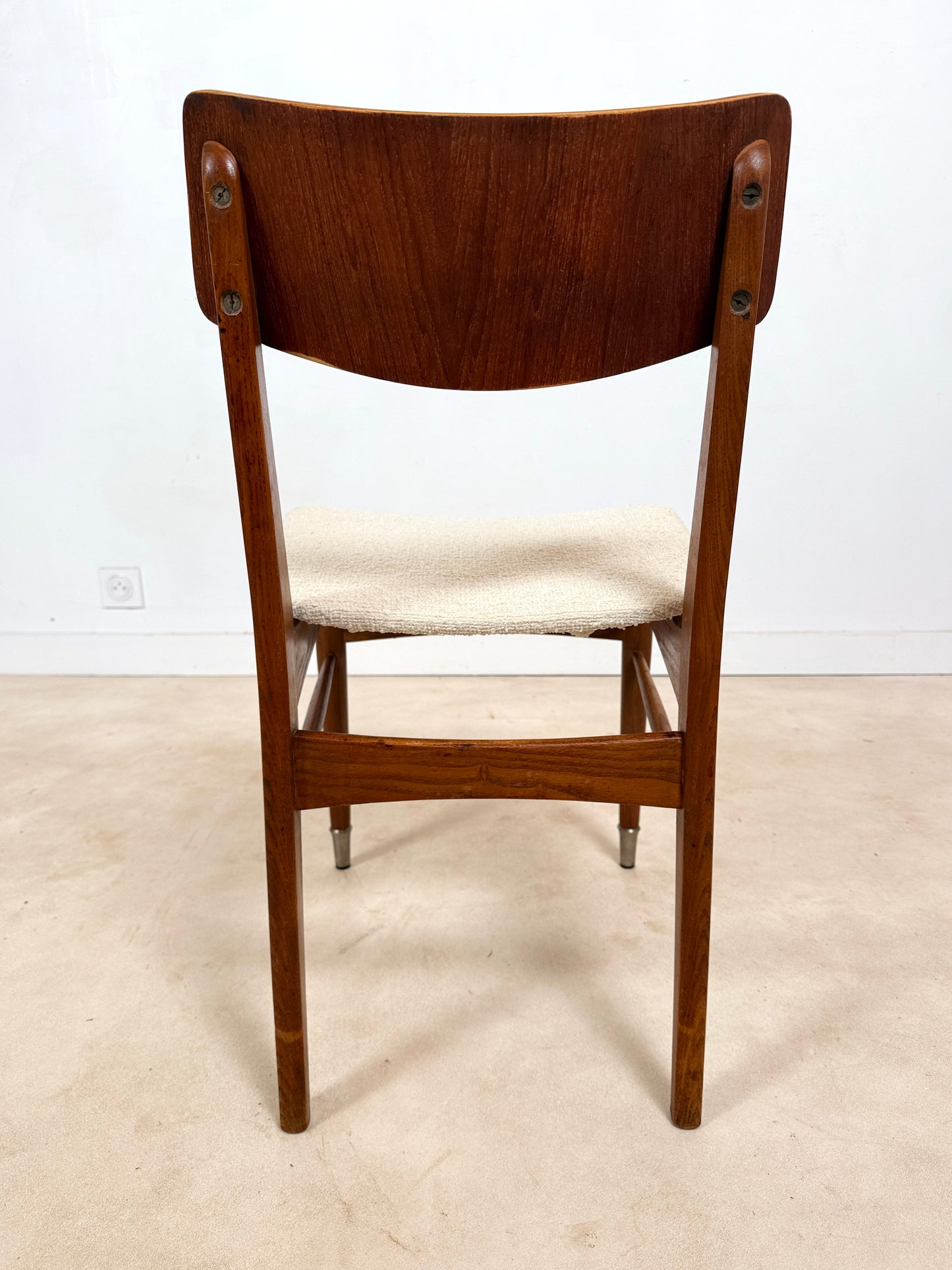 Ensemble de 4 chaises scandinaves en teck