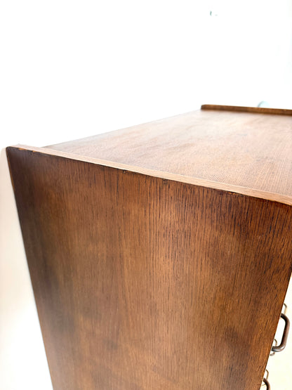 Commode vintage