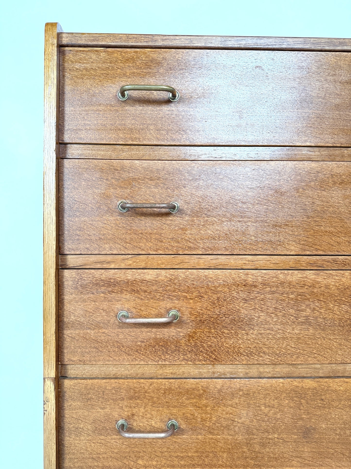Commode vintage