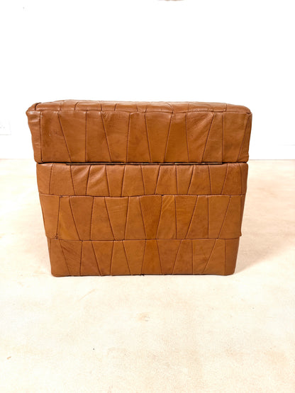 Pouf coffre de rangement style De Sede