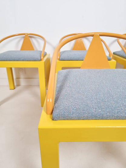 Chaise dans le goût de Memphis Milano