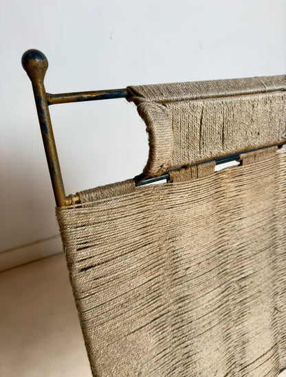 Fauteuil en métal et cordes