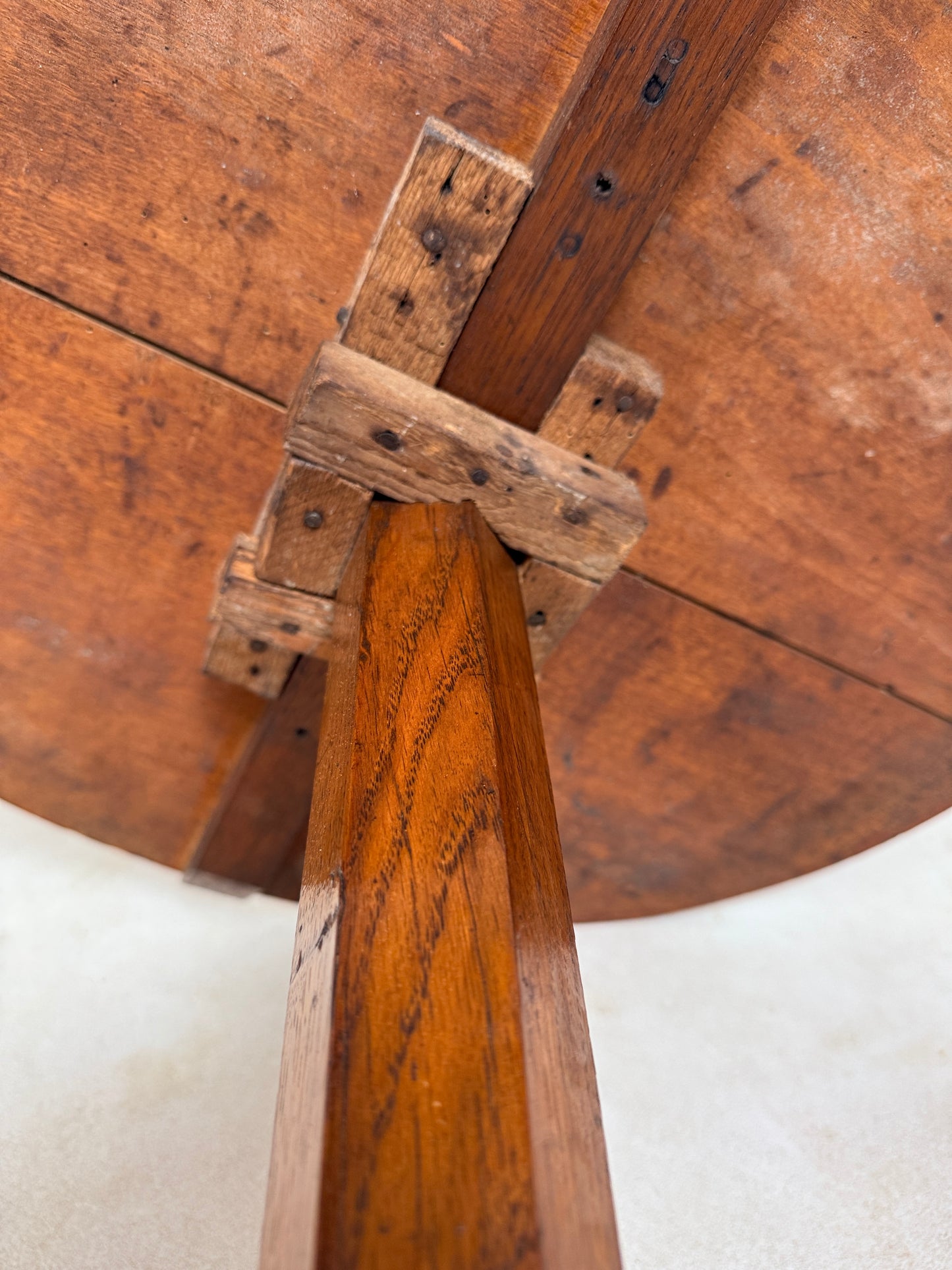 Table d’appoint ancienne