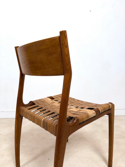 Ensemble de 6 chaises GESSEF modèle « Havana »