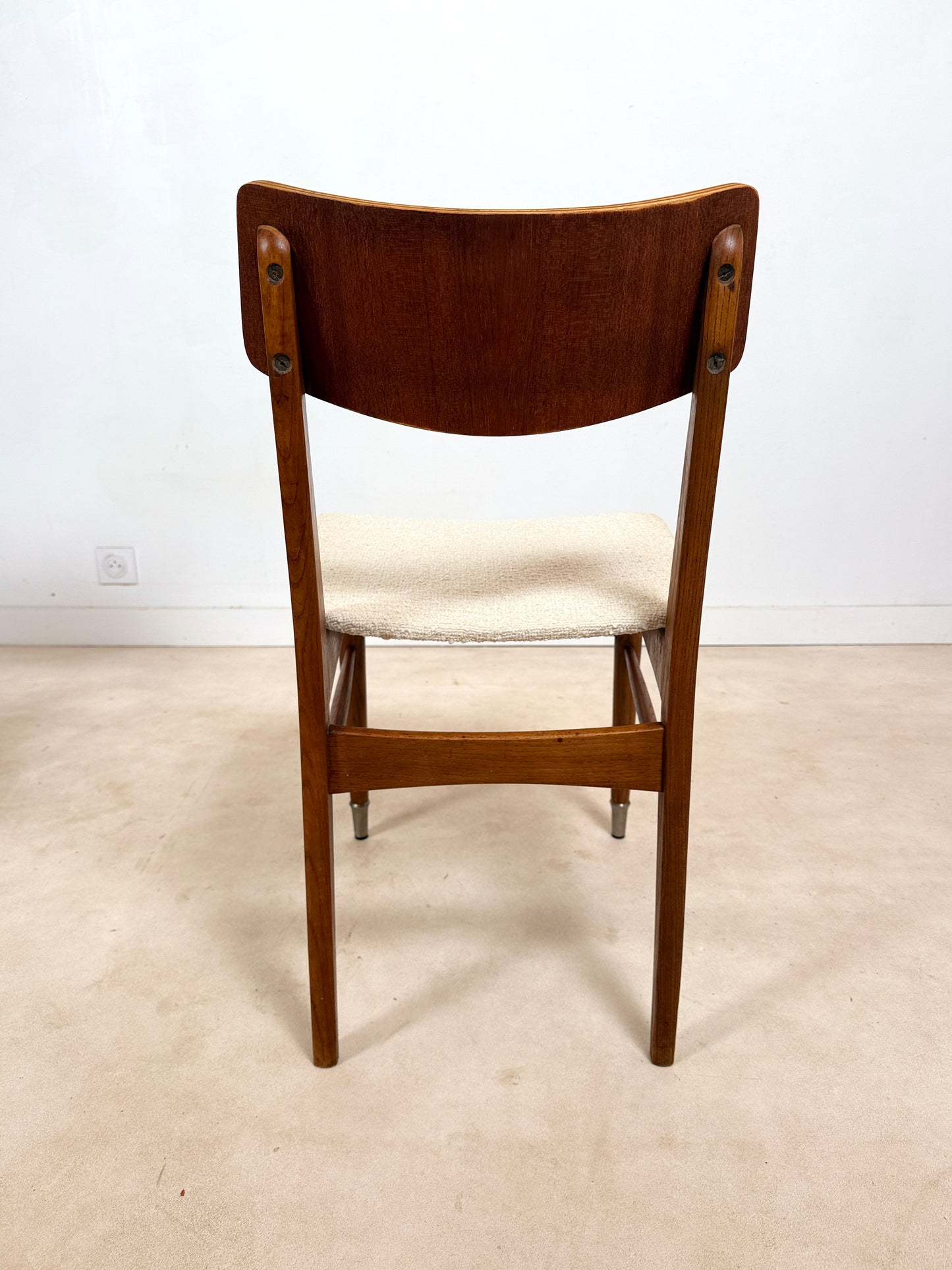 Ensemble de 4 chaises scandinaves en teck