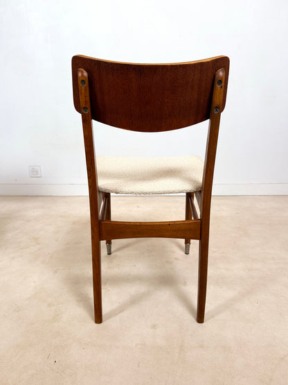 Ensemble de 4 chaises scandinaves en teck
