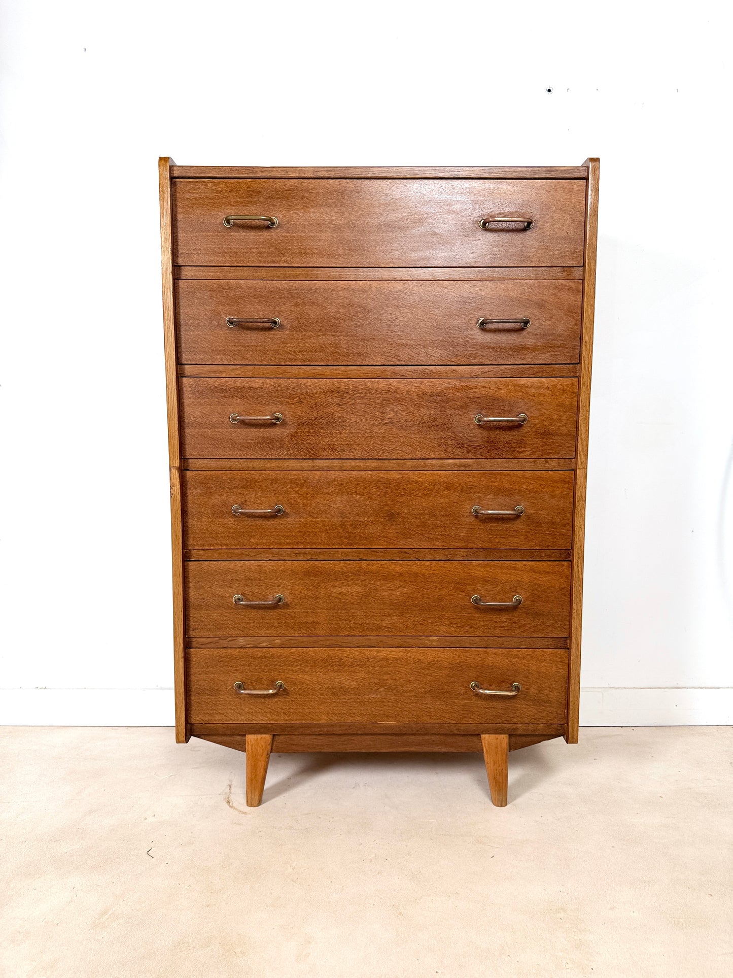 Commode vintage