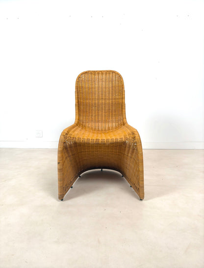Chaise en rotin dans le goût de Verner Pantin