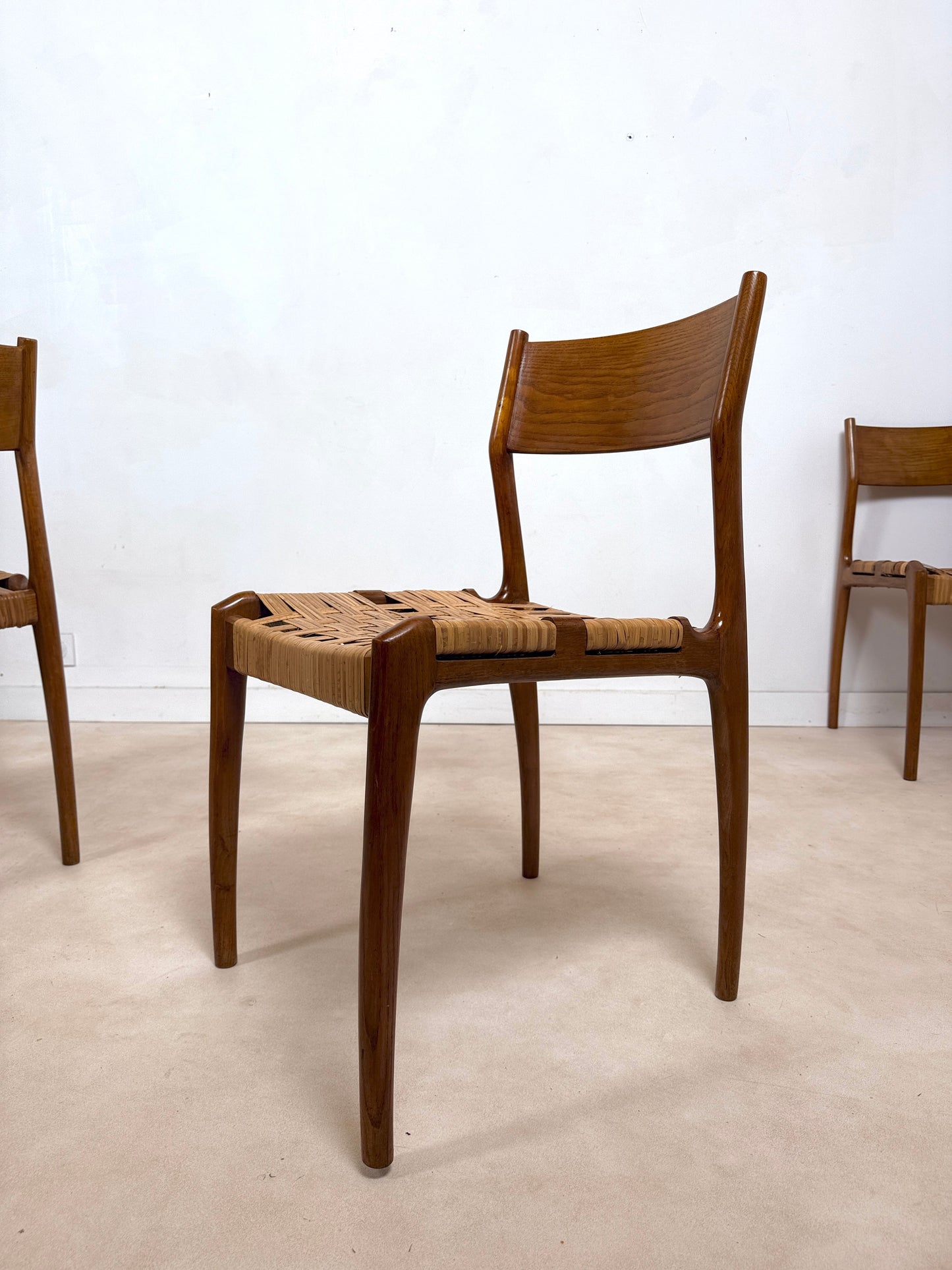 Ensemble de 6 chaises GESSEF modèle « Havana »