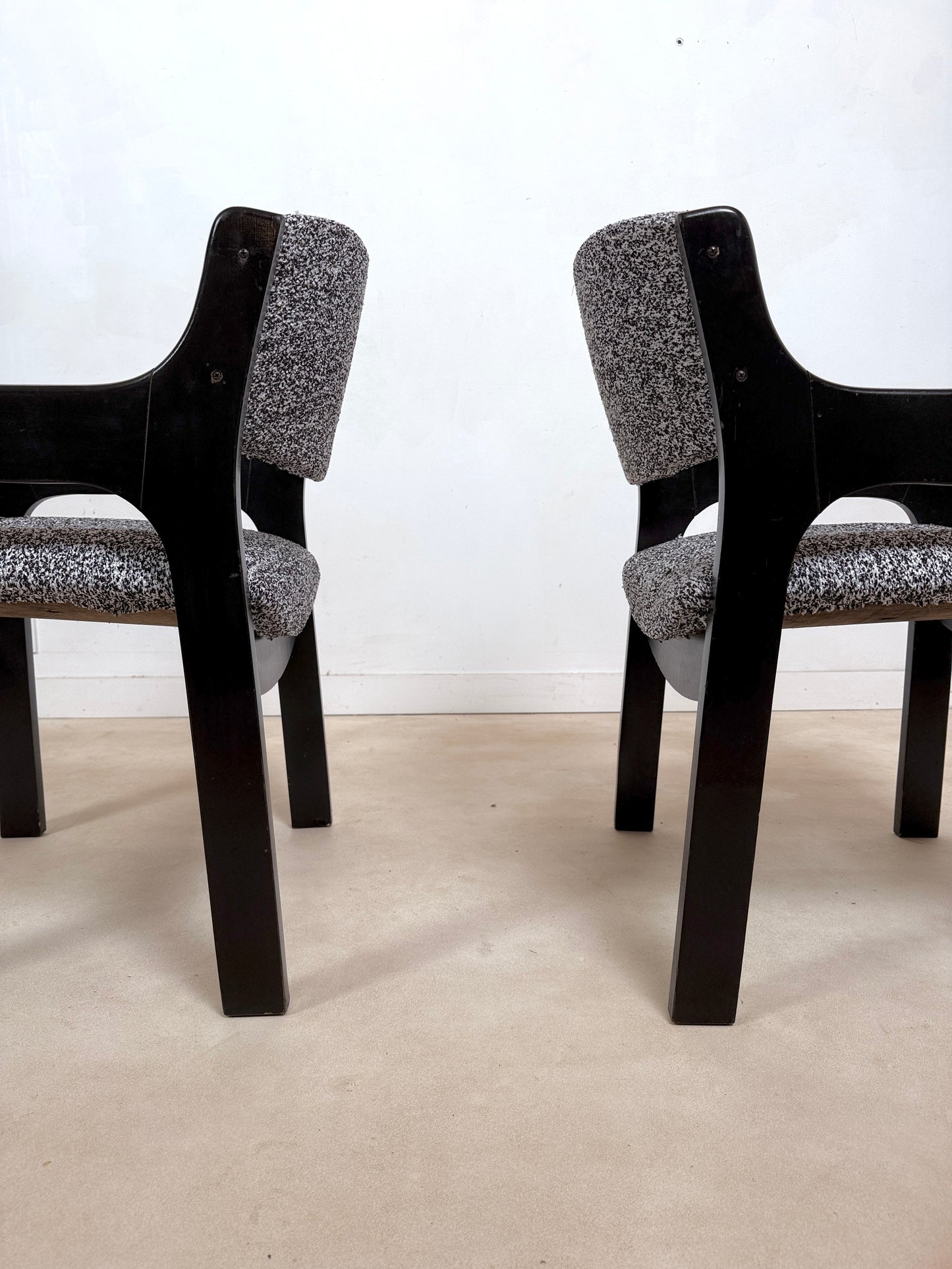 Chaise dans le goût de Eero Aarnio
