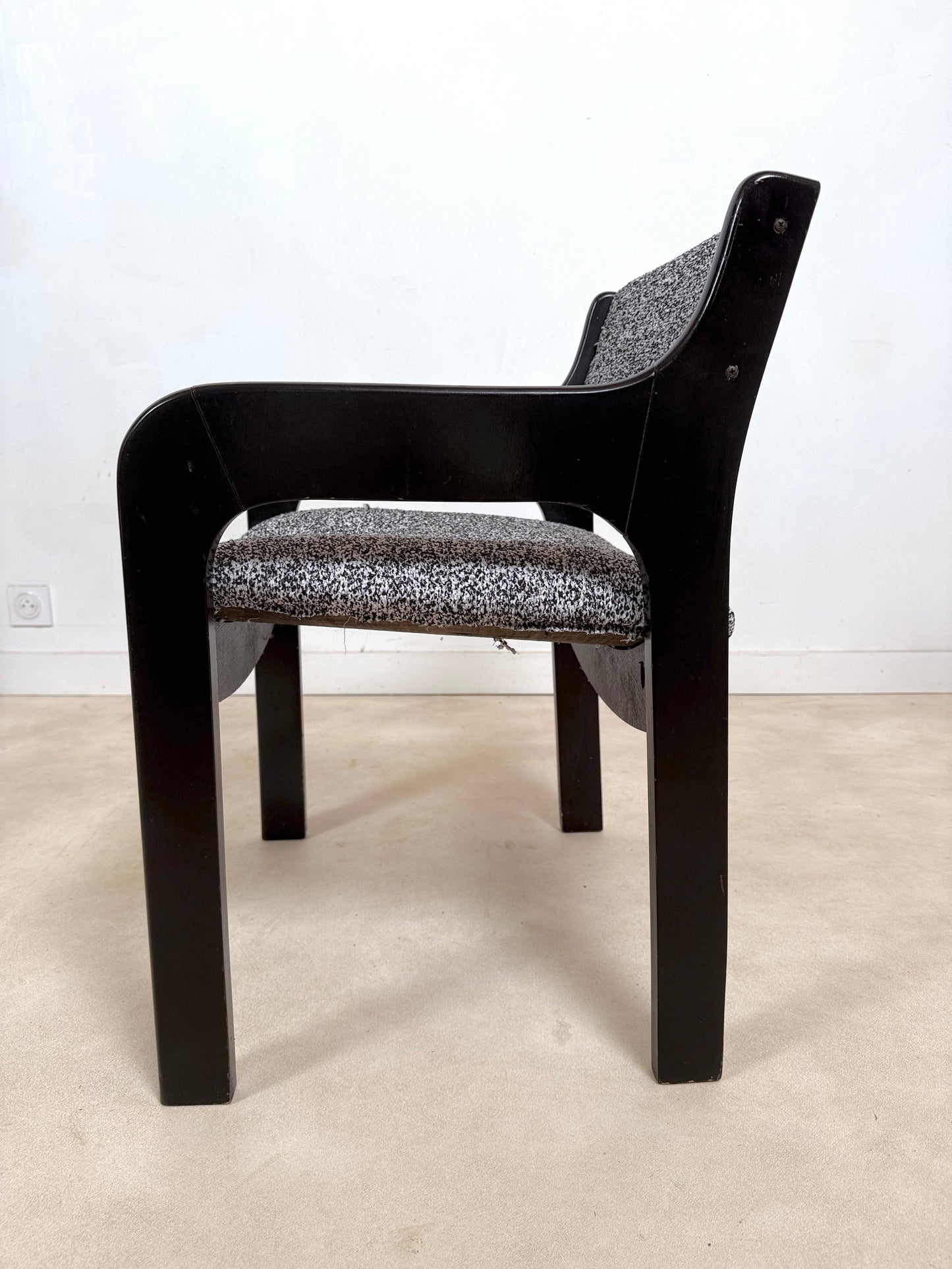 Chaise dans le goût de Eero Aarnio