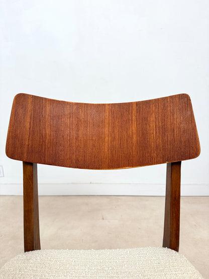 Ensemble de 4 chaises scandinaves en teck