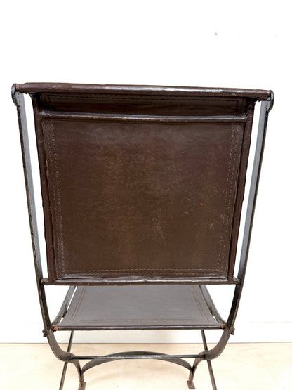Chaise ancienne en fer forgé et cuir