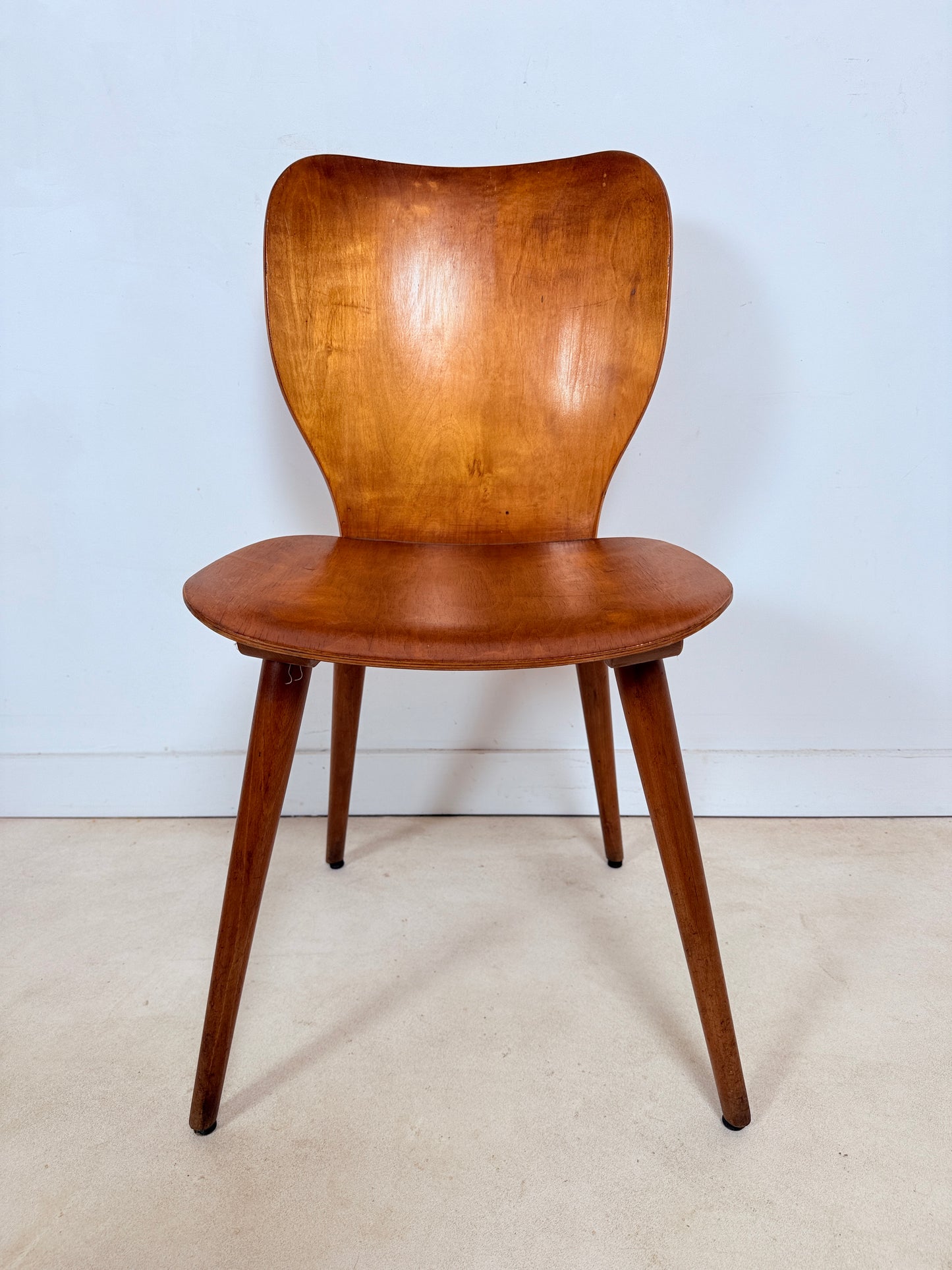 Ensemble de 4 chaises attribuées à Max Bill