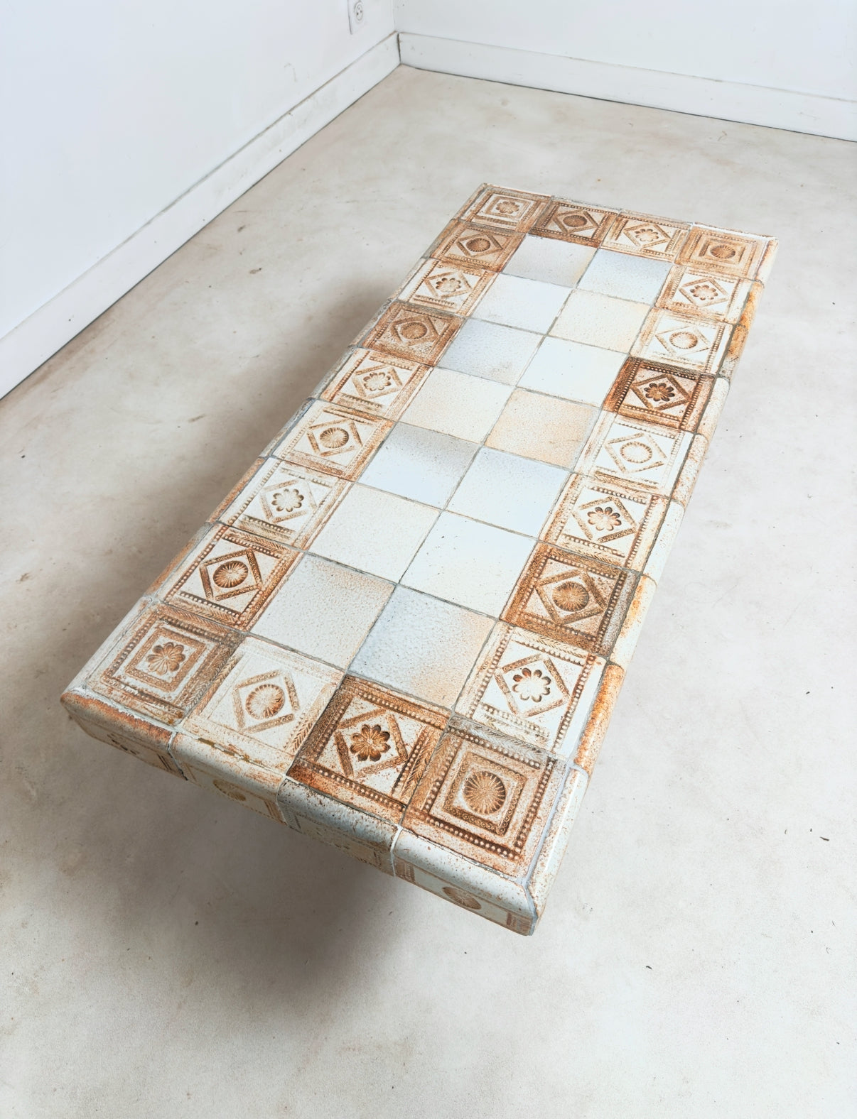 Table basse par Roger Capron