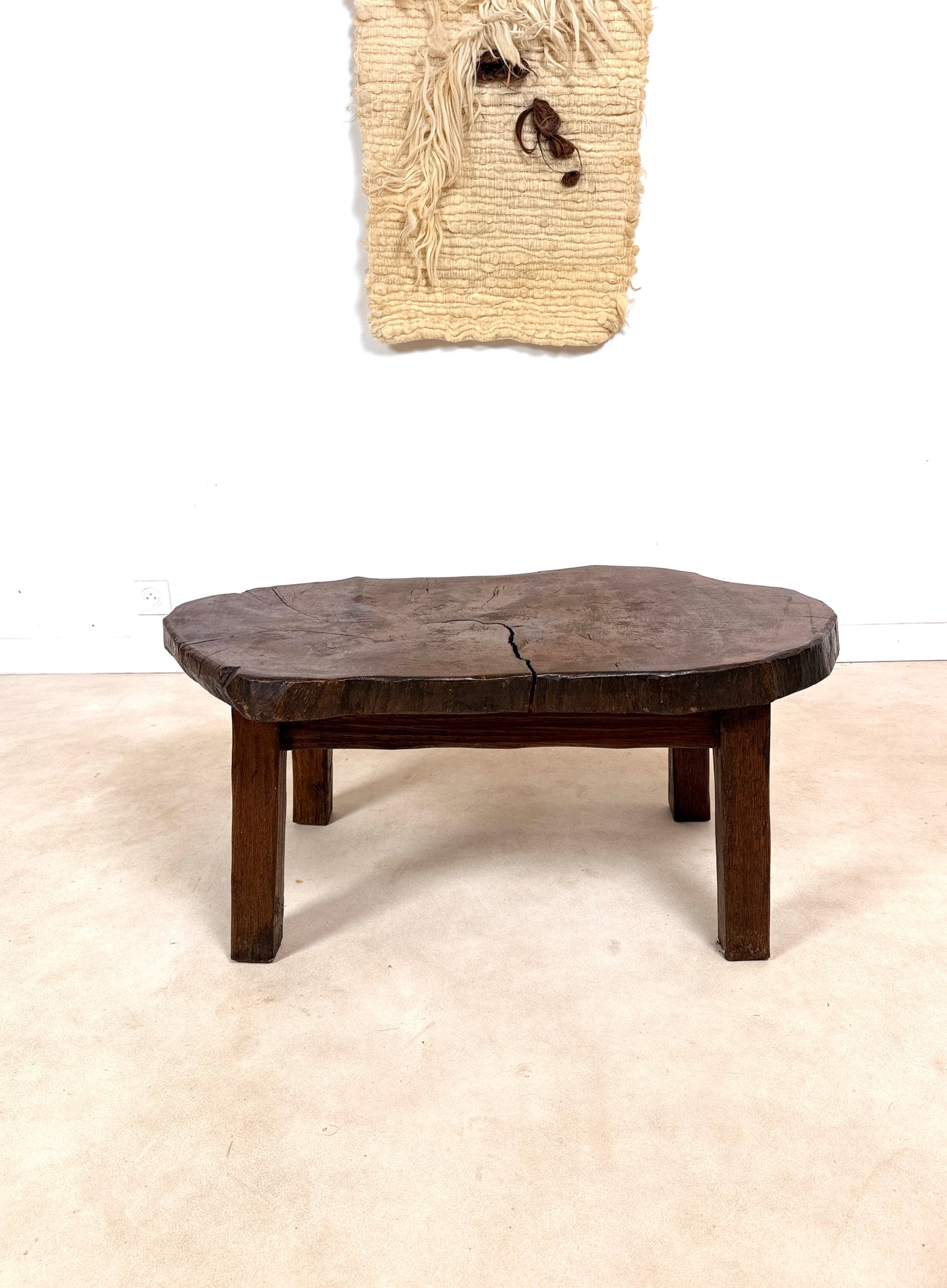 Table basse brutaliste