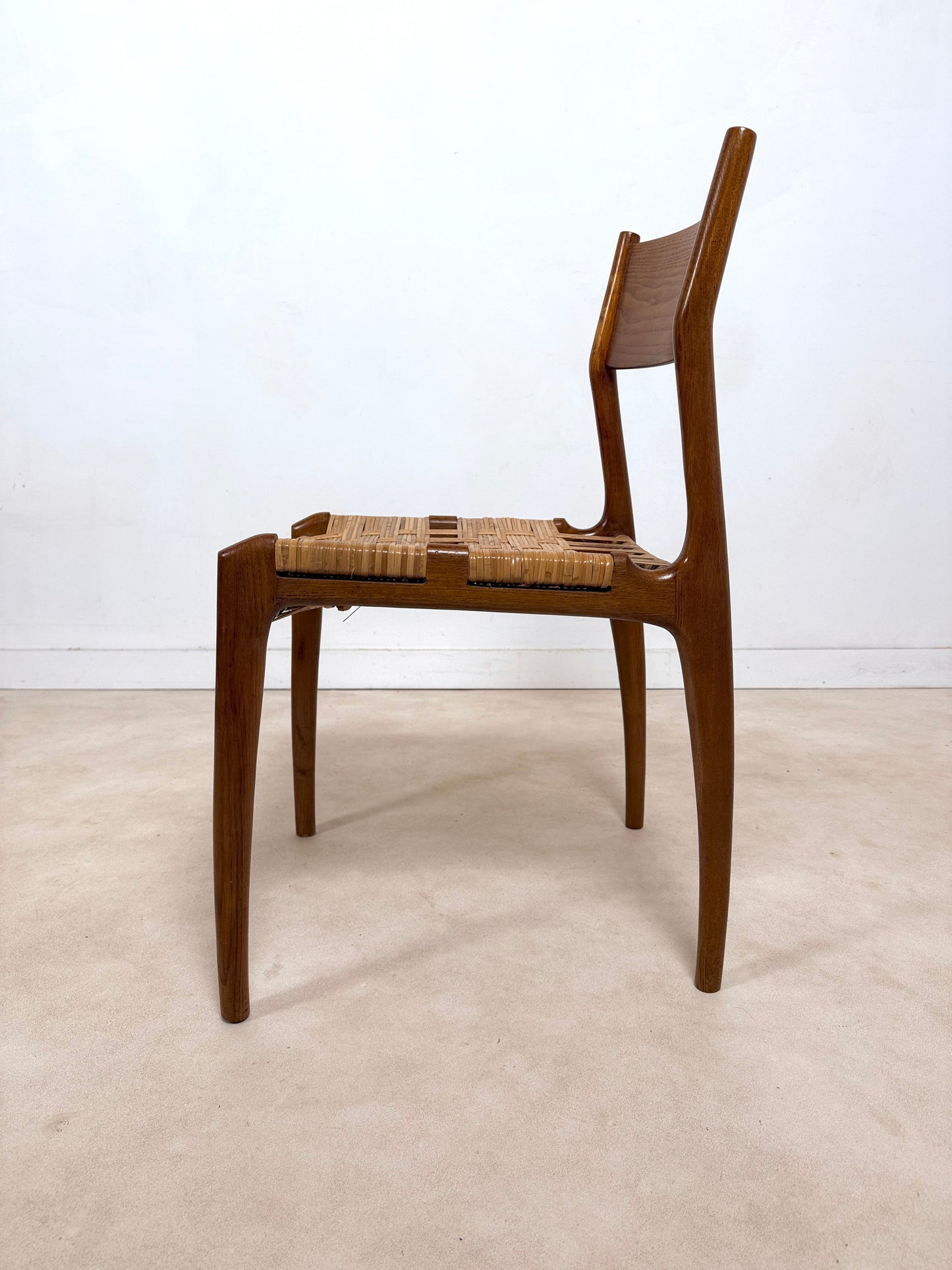 Ensemble de 6 chaises GESSEF modèle « Havana »