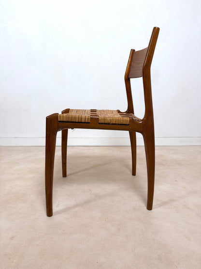 Ensemble de 6 chaises GESSEF modèle « Havana »