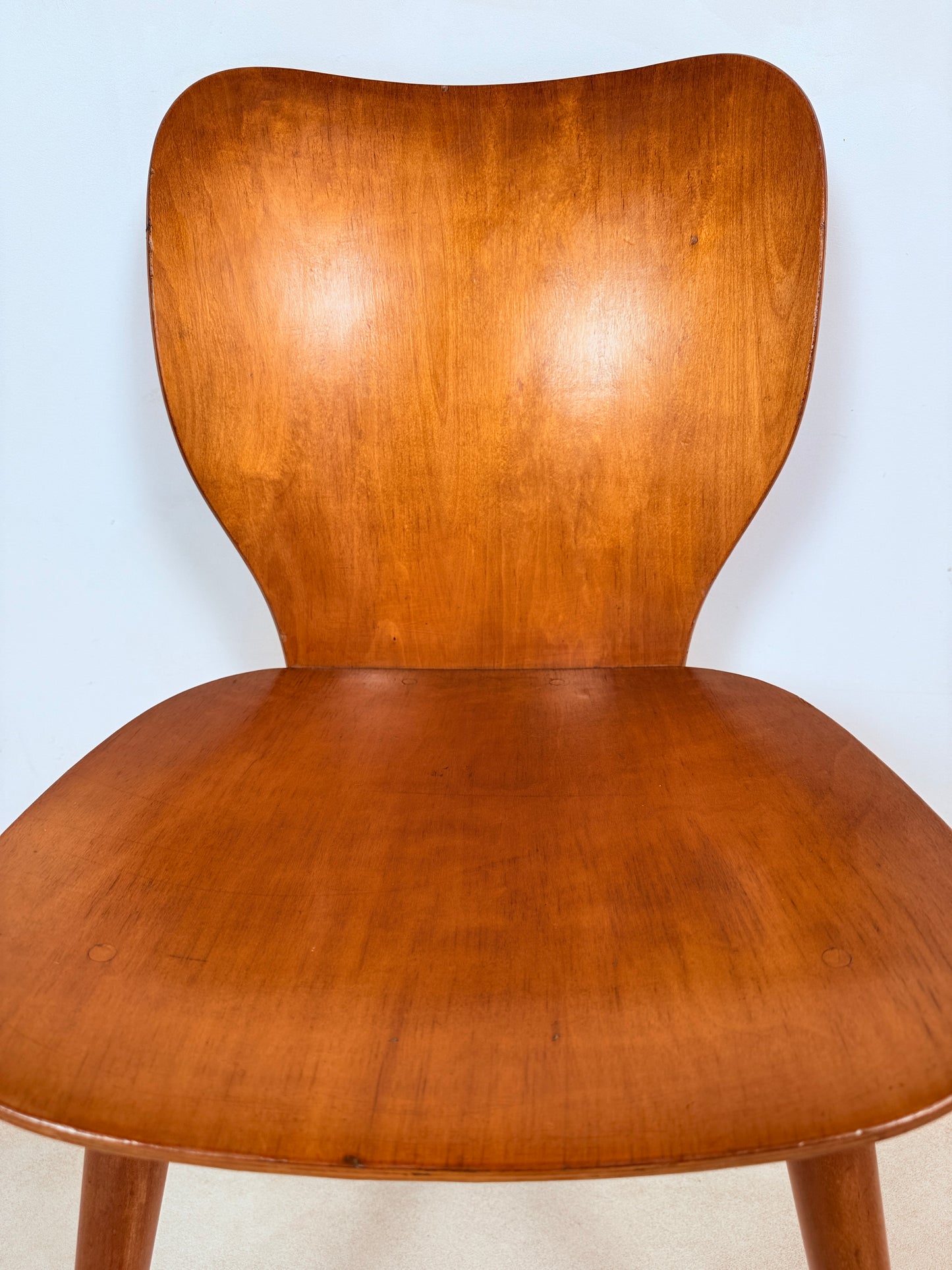 Ensemble de 4 chaises attribuées à Max Bill