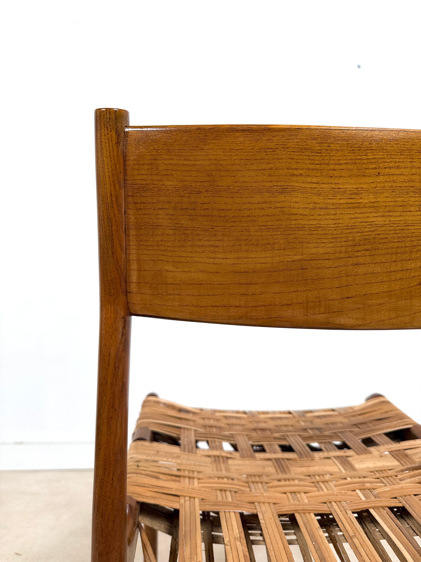 Ensemble de 6 chaises GESSEF modèle « Havana »