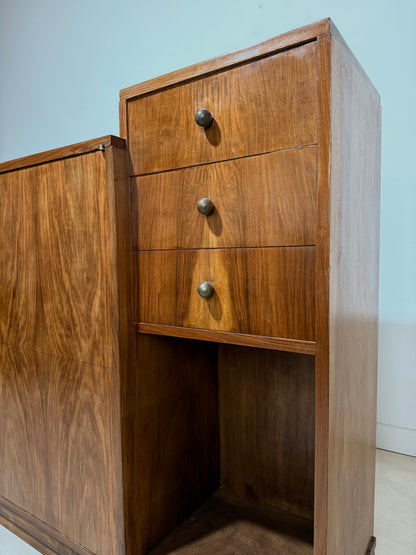 Buffet moderniste asymétrique des années 30