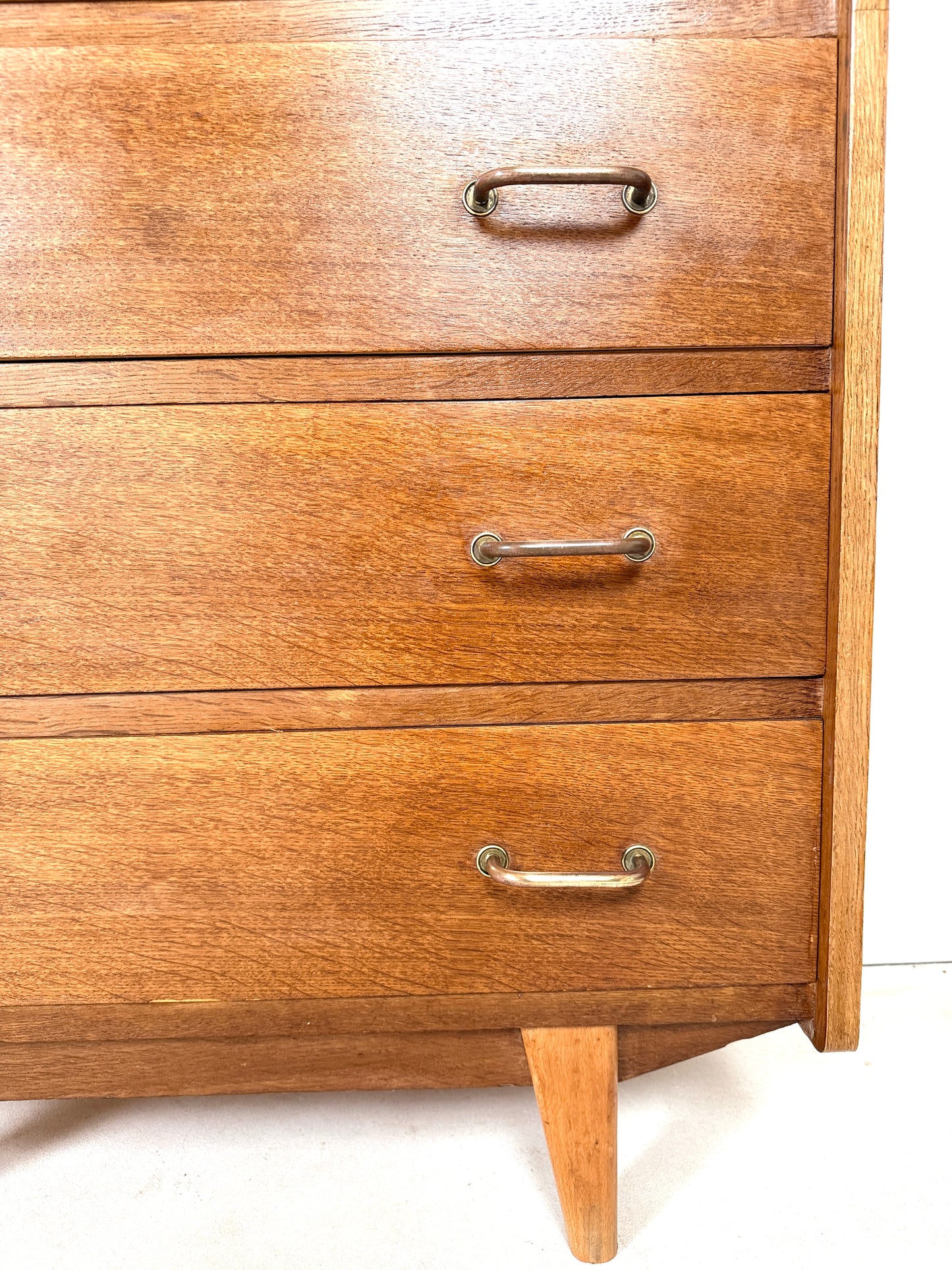 Commode vintage