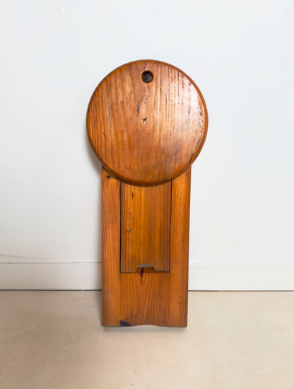 Tabouret pliant par Roger Talon