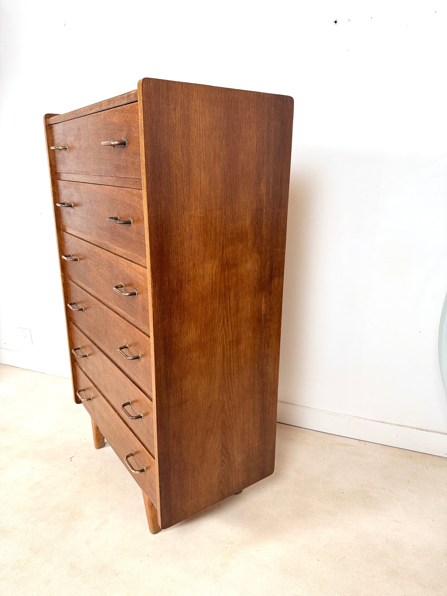 Commode vintage