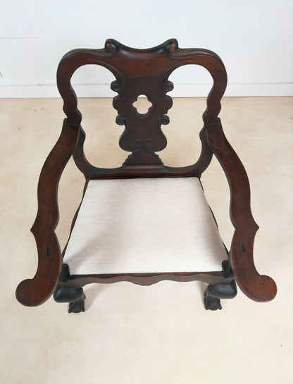 Paire de fauteuils « Chipendale »