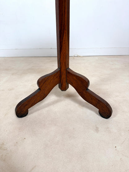 Table d’appoint ancienne
