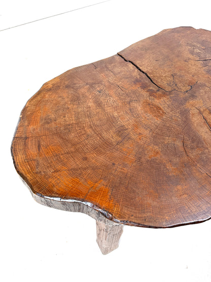 Table basse brutaliste