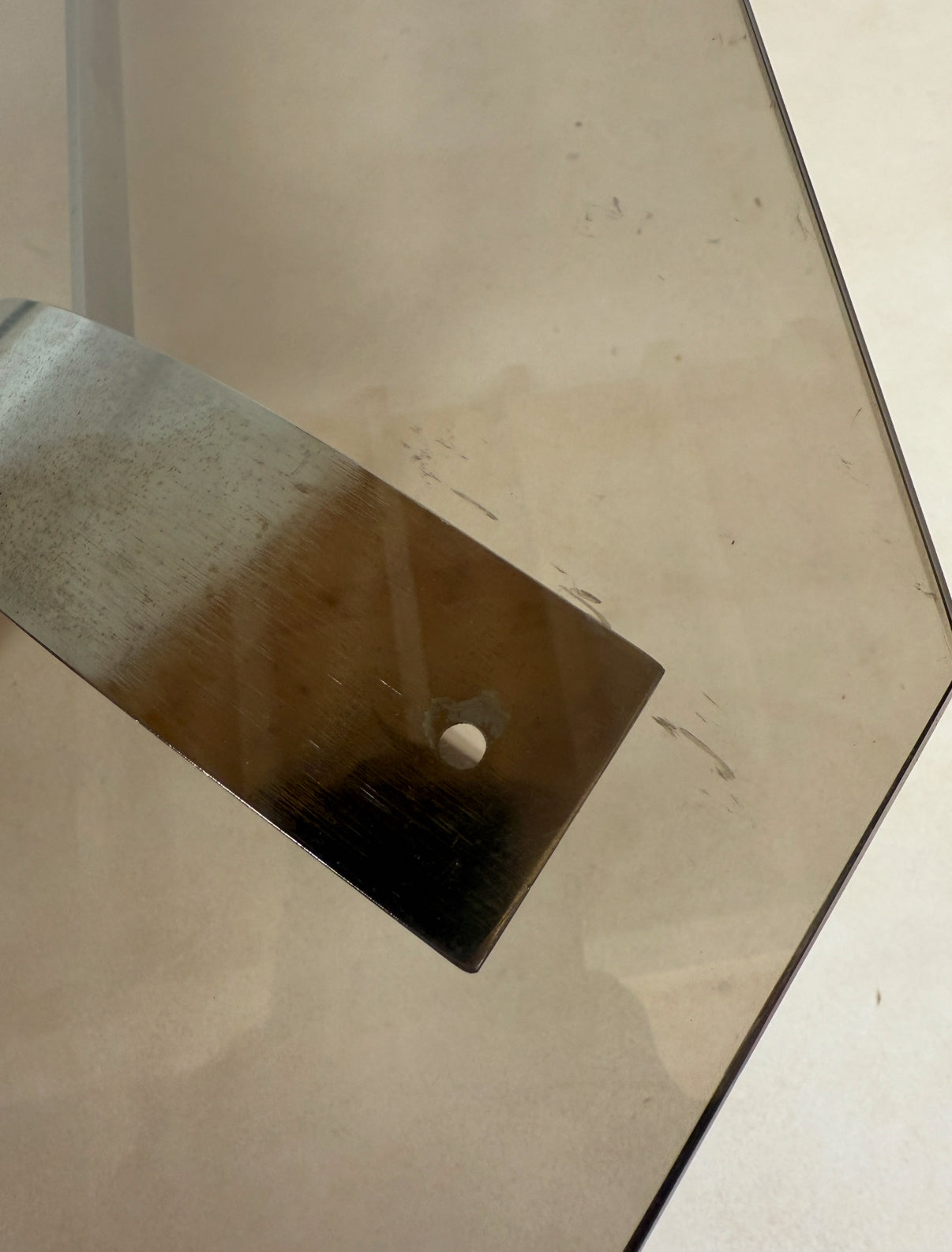 Table basse chromée