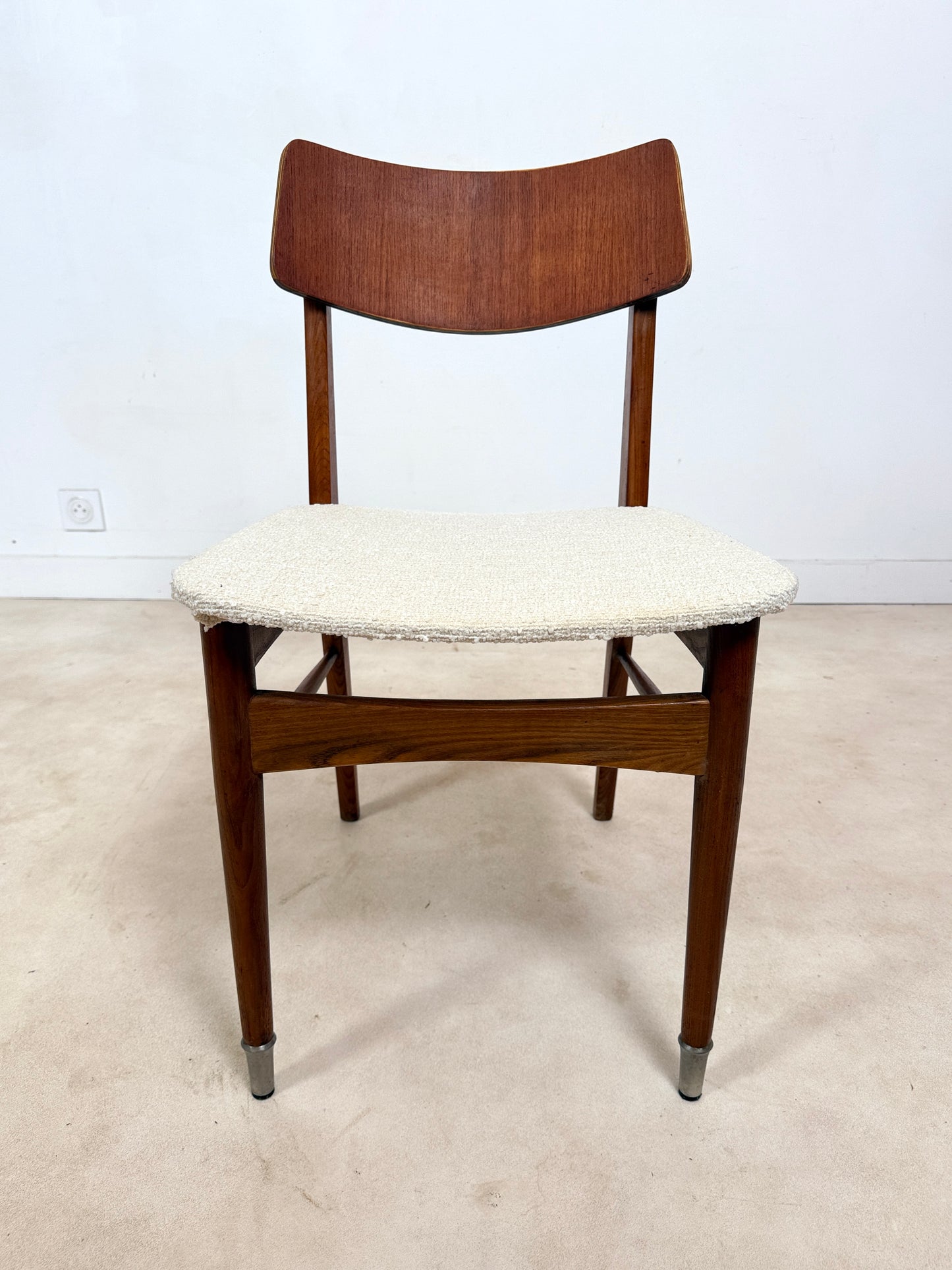 Ensemble de 4 chaises scandinaves en teck