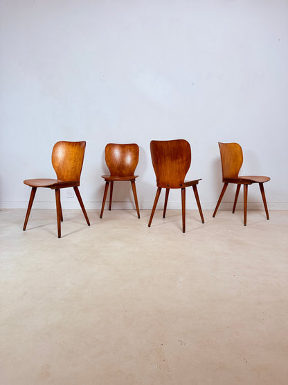 Ensemble de 4 chaises attribuées à Max Bill