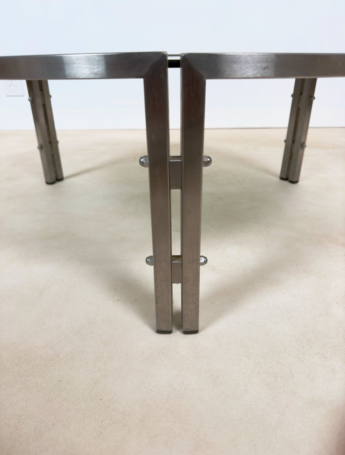 Table basse chromée