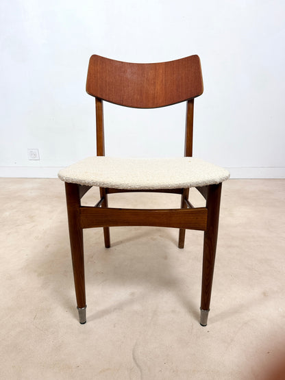 Ensemble de 4 chaises scandinaves en teck