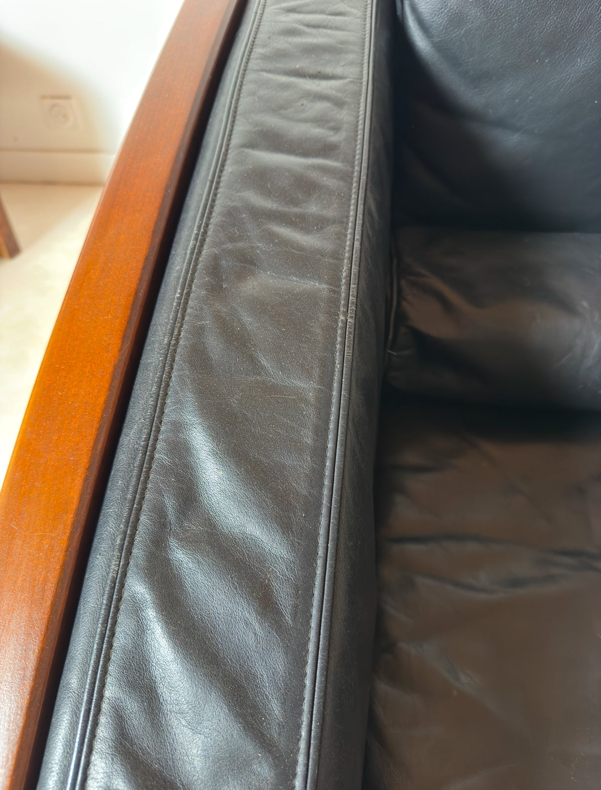 Fauteuil (2 disponibles) dans le goût de Tobia Scarpa