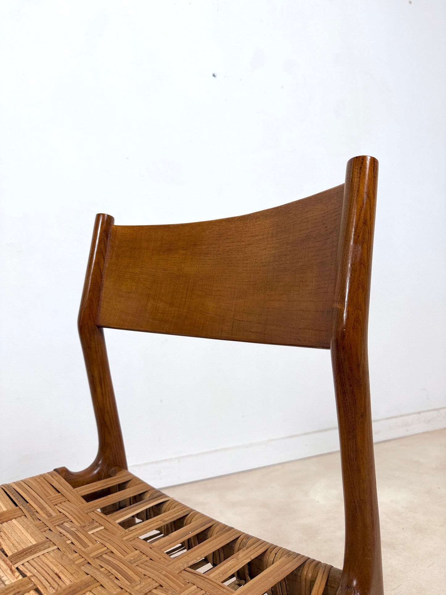 Ensemble de 6 chaises GESSEF modèle « Havana »