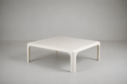 Table Demetrio par Vico Magistretti